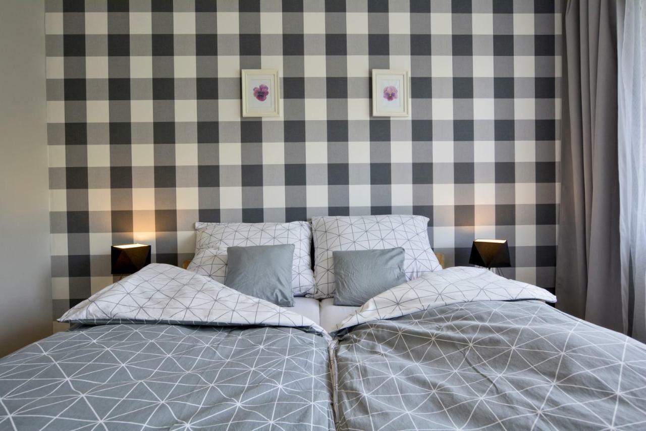 Apartment Dzien Dobry 2 *
